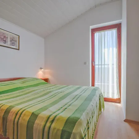Nyaraló Holiday Biskupi Labin