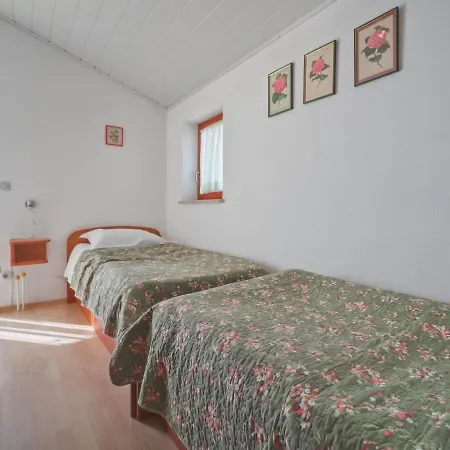 Nyaraló Holiday Biskupi *